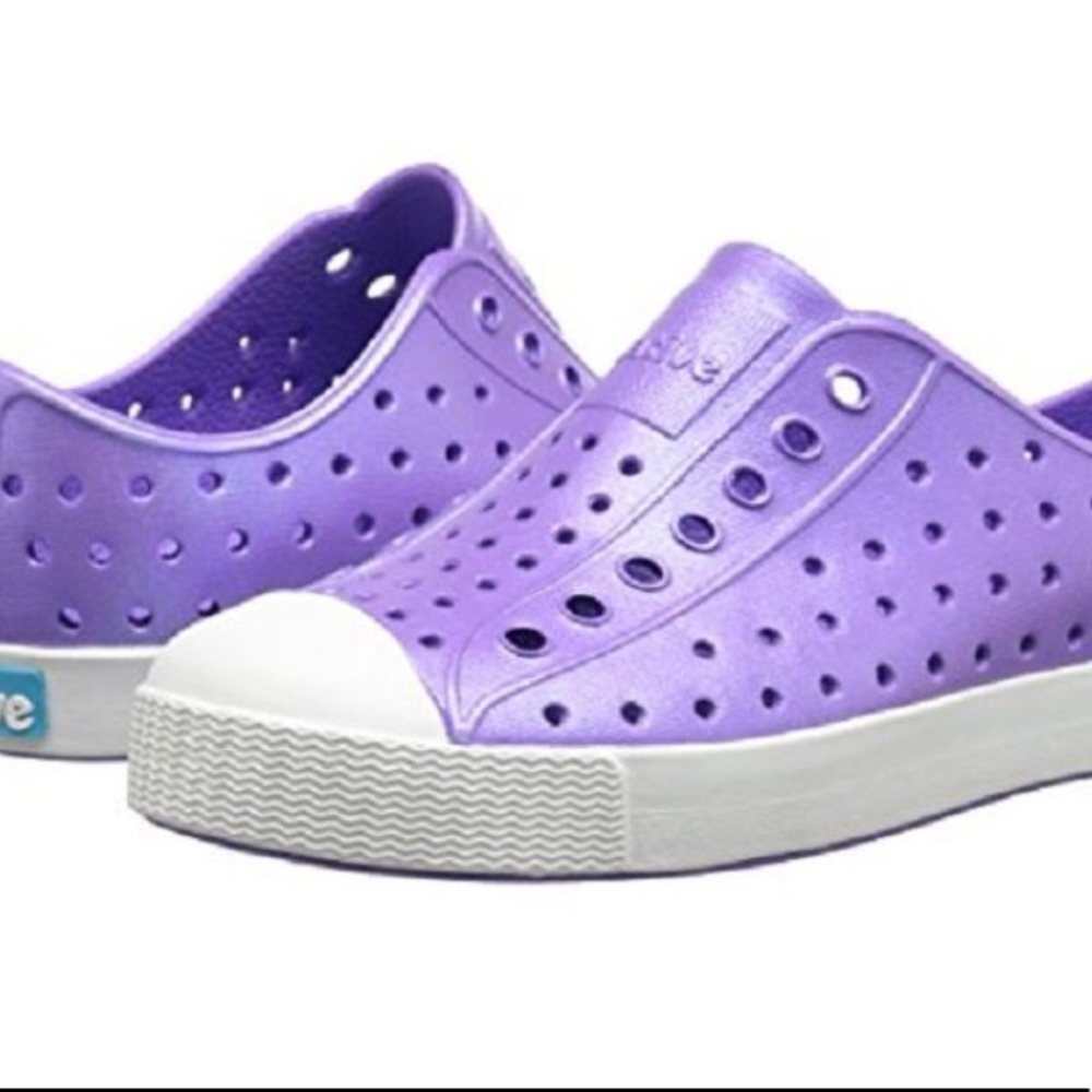 😍Super cute Jefferson Iridescent shoes
